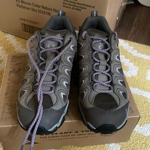 Brand new Womens Sawtooth II Low Oboz